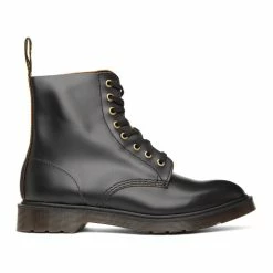 Dr. Martens 1460 Vintage Smooth Leather Boots