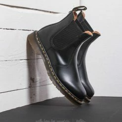 Dr. Martens 2976 Smooth Black